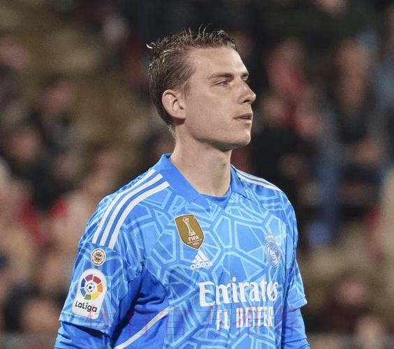 西媒:卢宁认为安帅不信任他 可能下家包括阿森纳 西媒:卢宁认为安帅不信任他 可能下家包括阿森纳